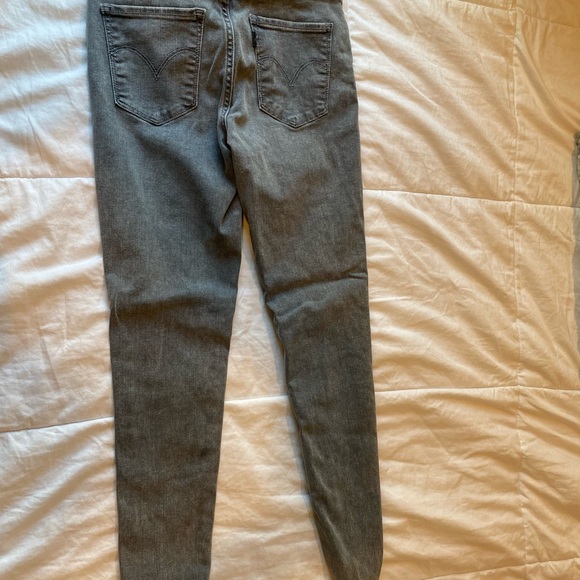 Levis Grey 720 High Rise Skinny Jeans NWT Size 25 - Picture 8 of 10